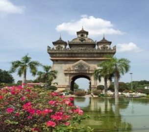 自由気まま! ベトナム航空で行く ヴィエンチャン・フリー4日間